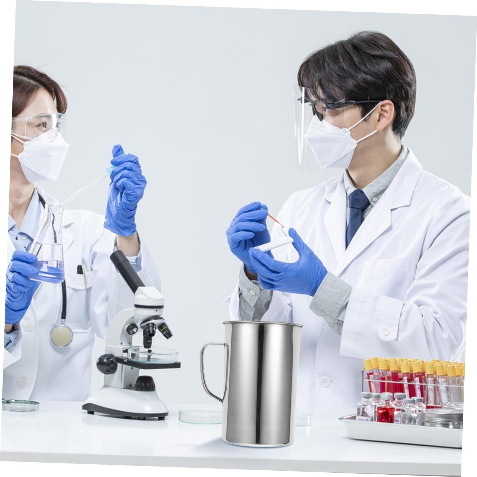 Misurino con Marcature Precise Graduato da 2000 Ml in Acciaio Inossidabile e Design Antigoccia per Esperimenti Scientifici e Uso Laboratoriale