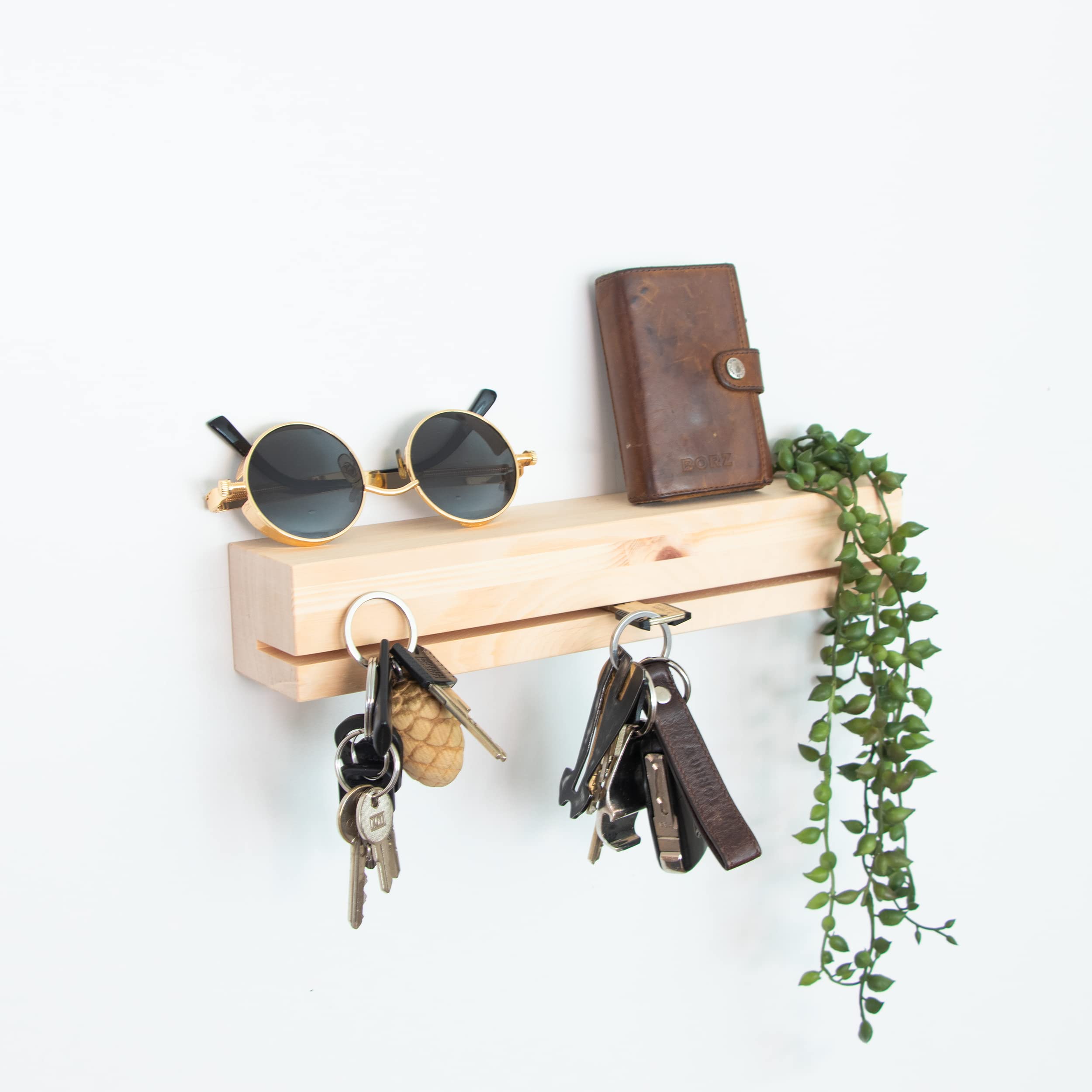 Schlüsselboard Ablage aus Zirbenholz | Schlüsselablage mit Magnet | BHT ca. 30cm x 5cm x 5,5cm | Schlüsselleiste - Wandorganizer - Aufbewahrung - Schlüsselbrett