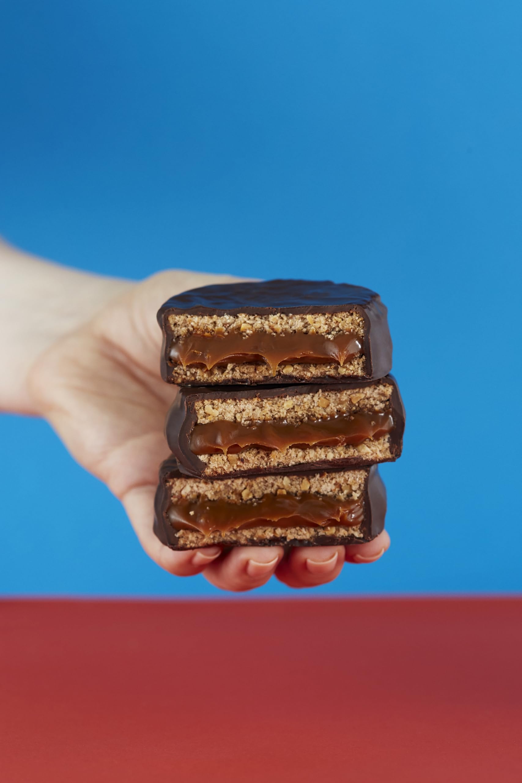 Havanna Alfajores Argentinos | Chocolate Semiamargo con Harina de Almendra | Galletas sin Gluten Rellenas de Dulce de Leche | Alfajores Tradicionales Gourmet | Caja 4 Unidades | 280g