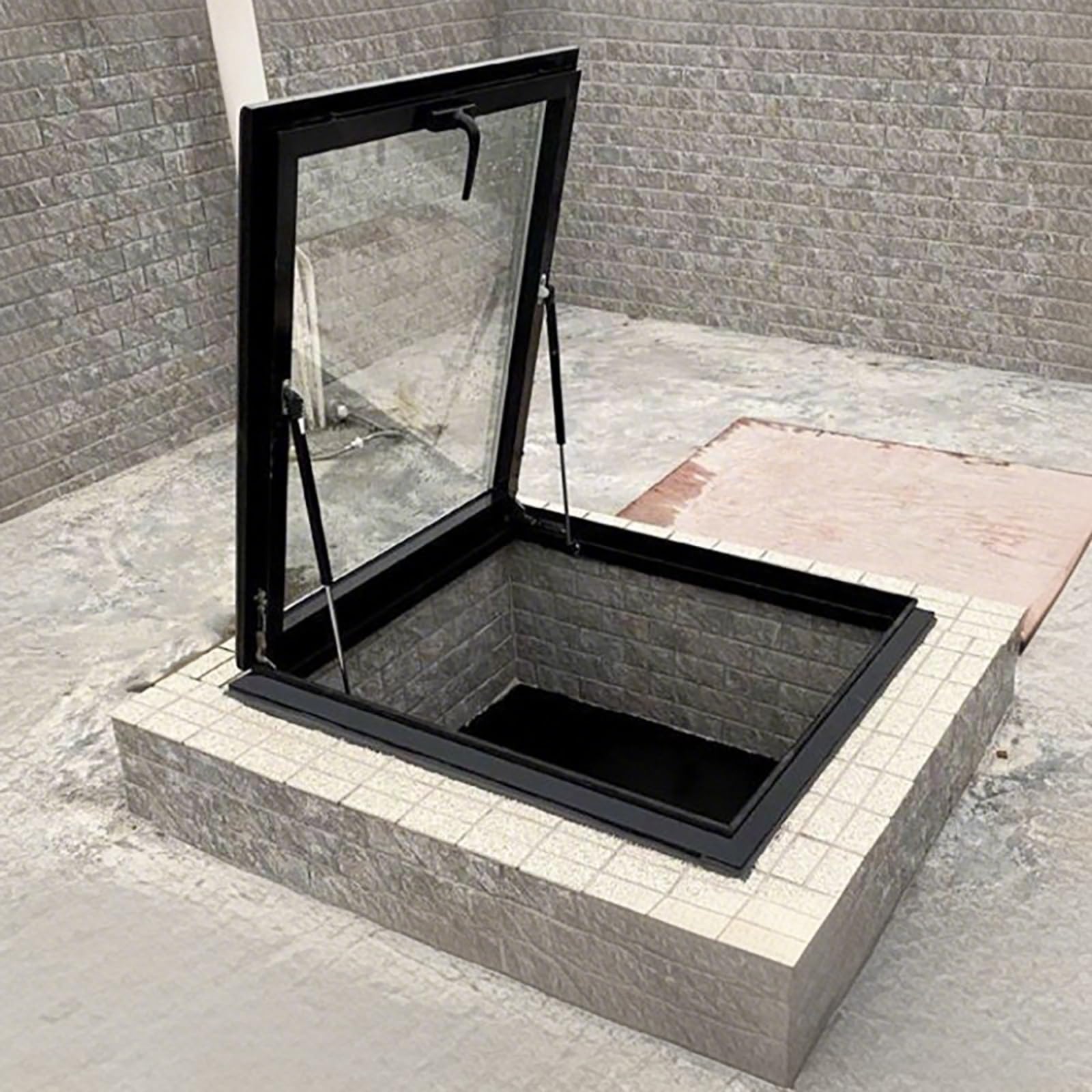 Tragaluz para desván y acceso a patio subterráneo con doble vidrio templado aislante