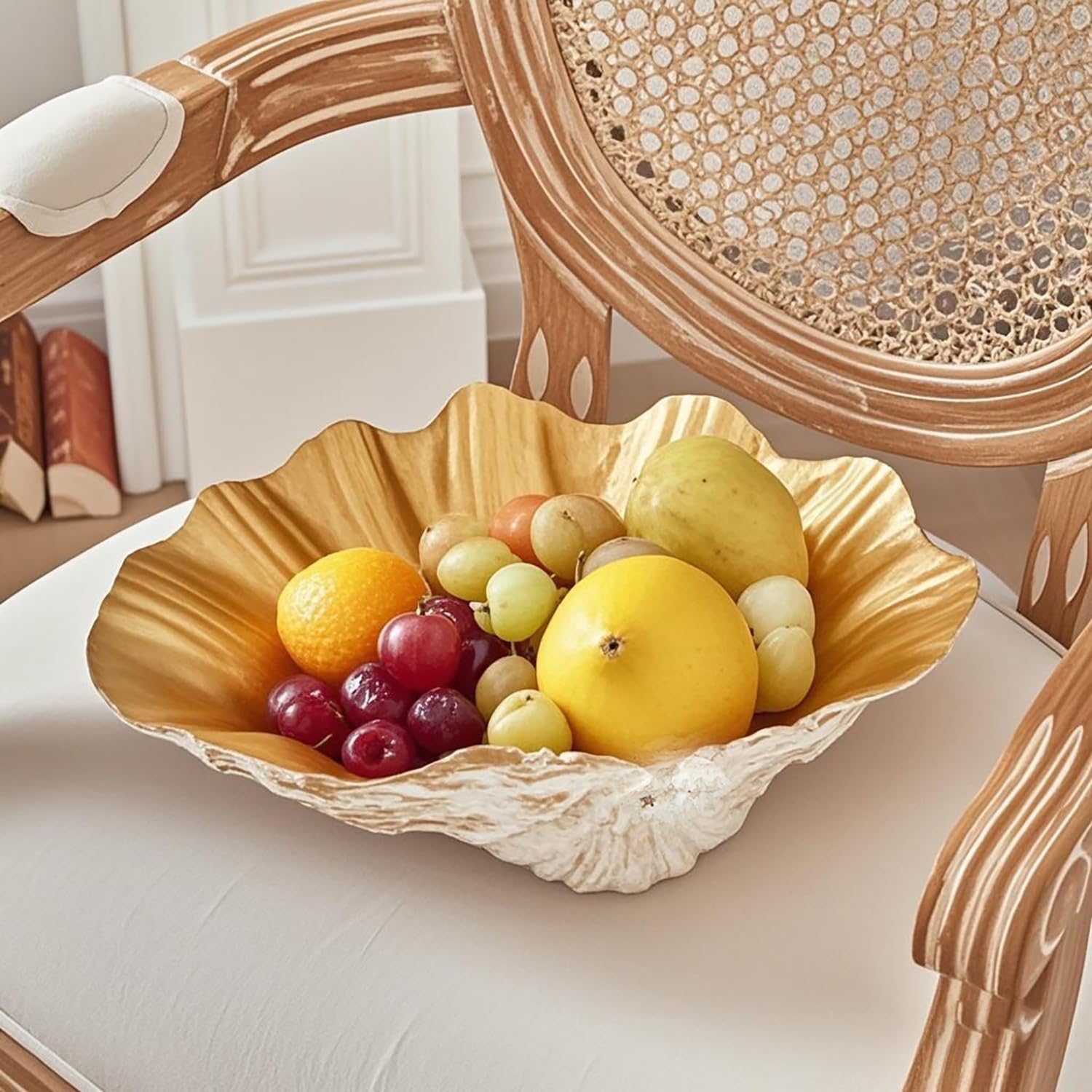 Artificial Clam Decorative Bowl, Resin Clam Shell for Home Décor, Mediterranean Seashell Decoration for Children's Room, Candy and Fruit Decorative Bowl. (Large)