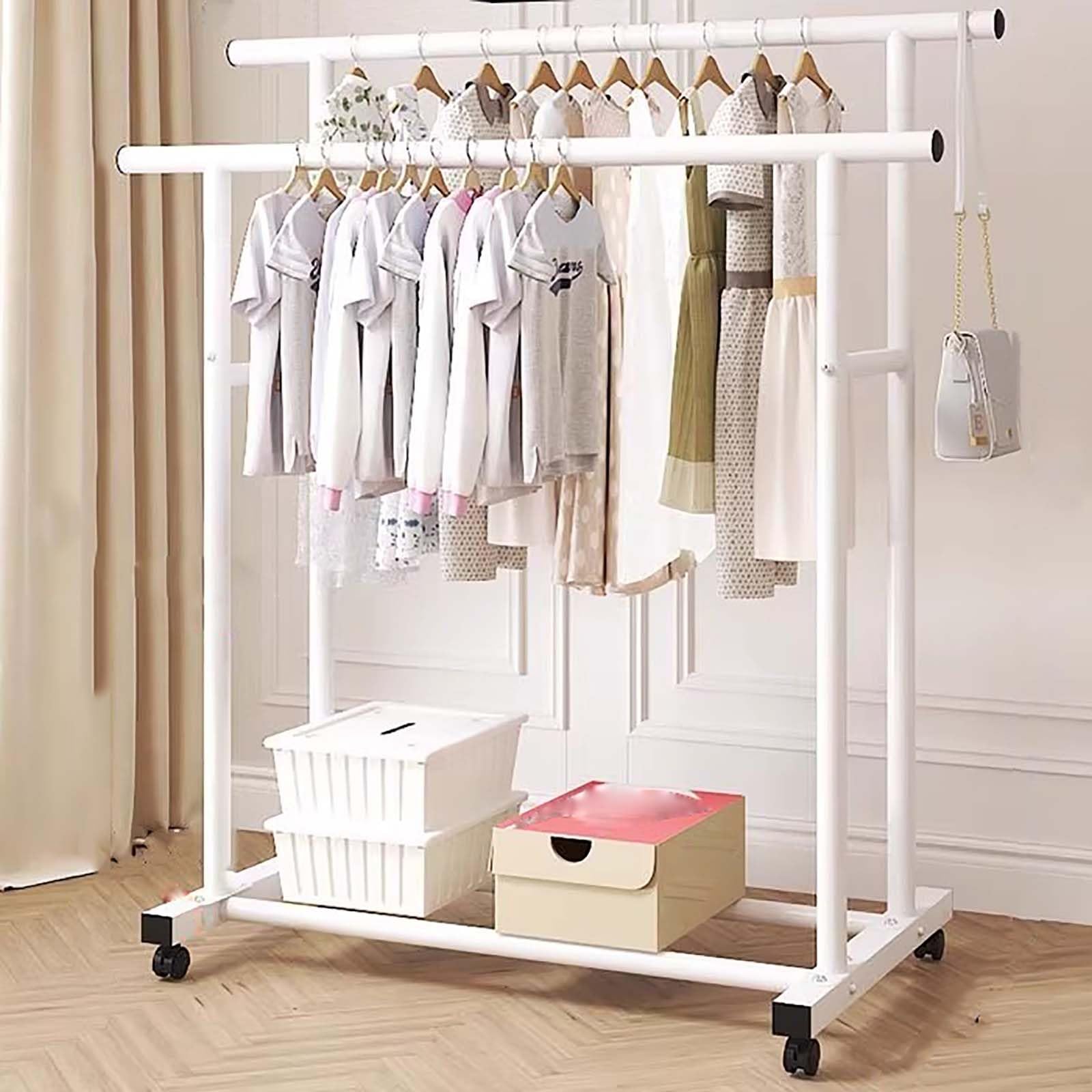 Portant à vêtements double tringle pour optimiser les petits espaces de rangement