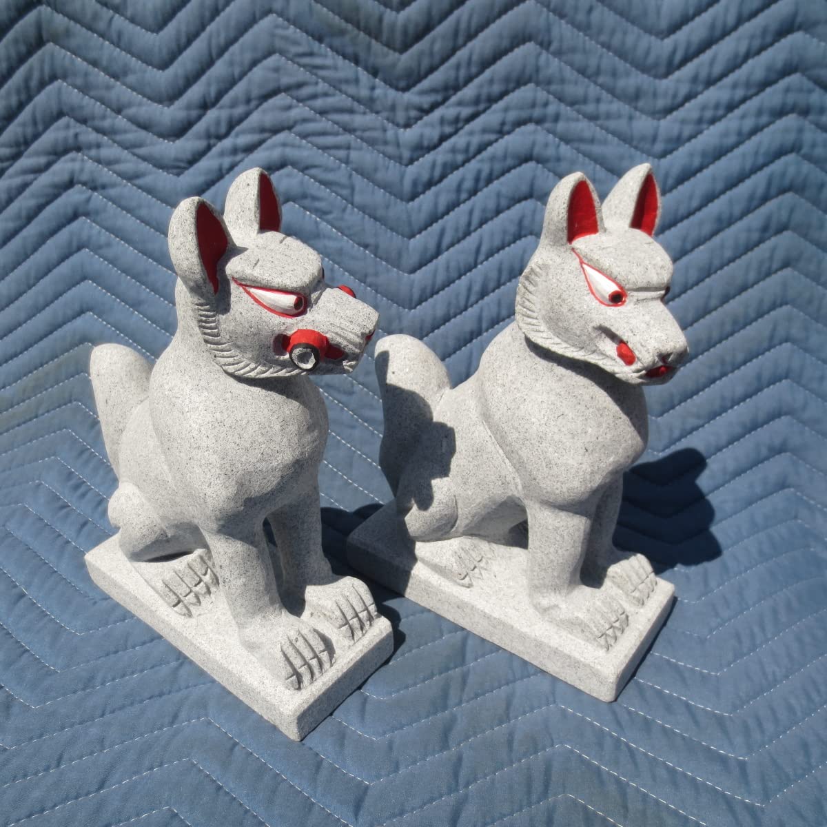 お稲荷さん 一対 狐の置物 御影石？ 楽天市場】きつね キツネ 狐 一対 5寸 お稲荷 お狐様 置物 石