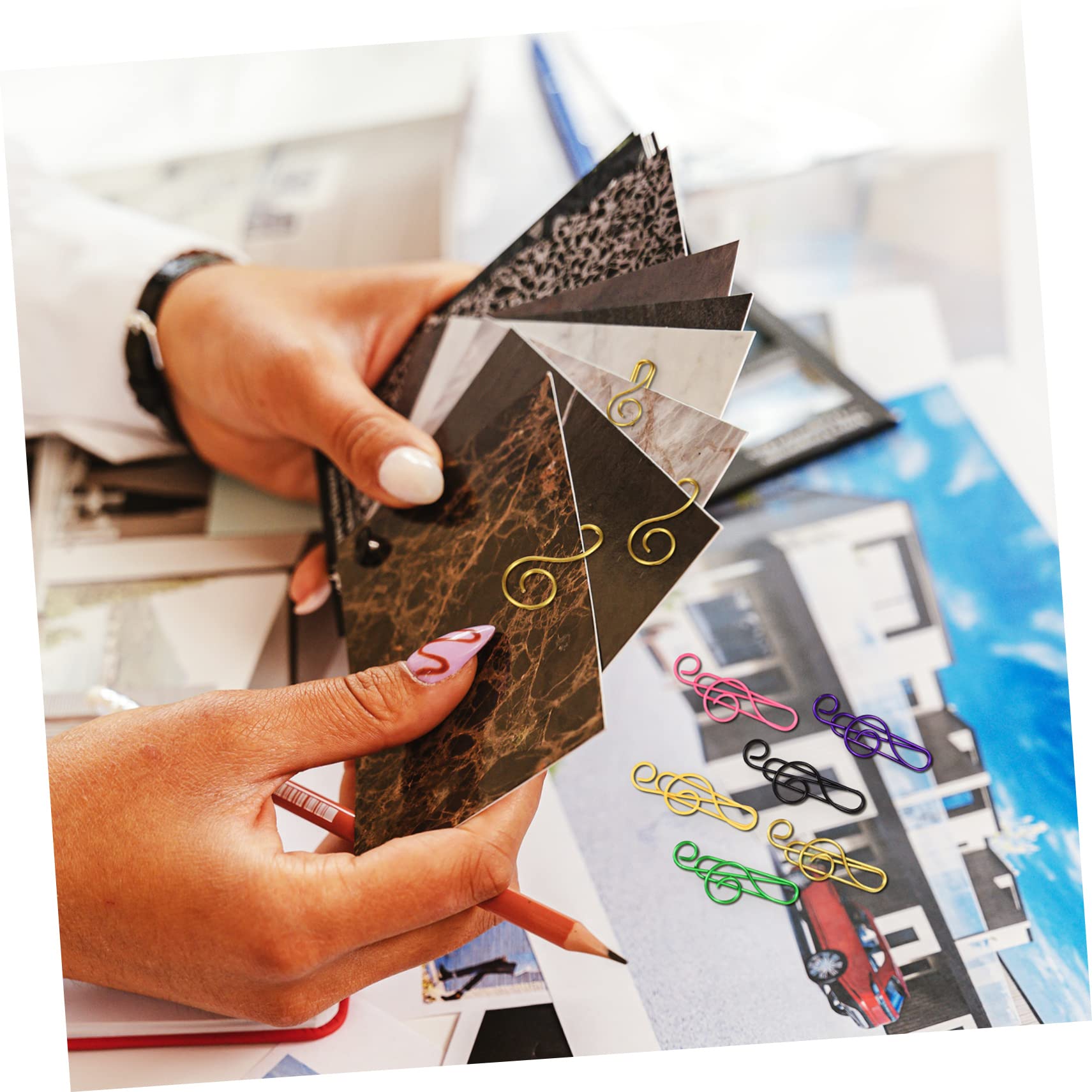SHINEOFI 3 Sätze Büroklammer Beachten Papierklemmen Büroklammern Für Musiknoten Büroklammern Bunt Büromaterial Unterlagen Rechnungen Fixieren Büroklammer Geformte Büroklammern 100 Stück * 3