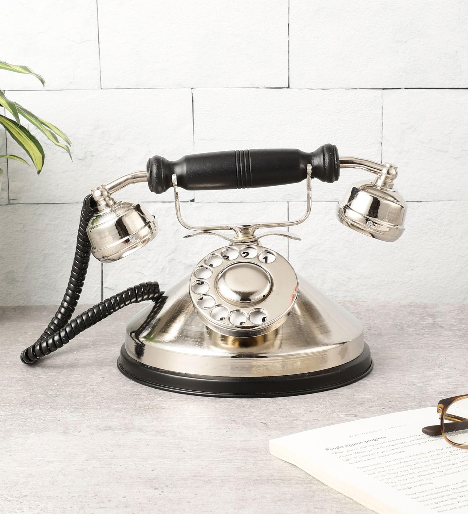 Decor Antique Metal Brass Antique Telephone Victorian Old Classic Look Landline Non Working Telephone Only for Decoration-picture-22