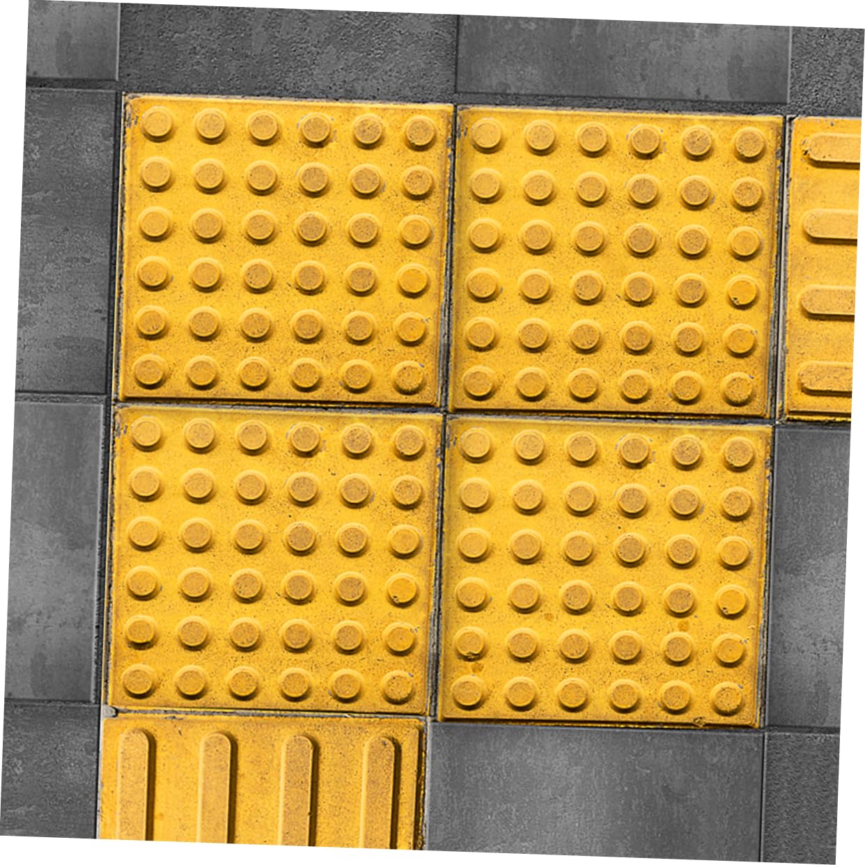 Cabilock 4pcs Blind Road Paving Tiles Tactile Guide Plastic Decking Tiles Braille Stickers Sturdy PVC Rubber Easy Installation