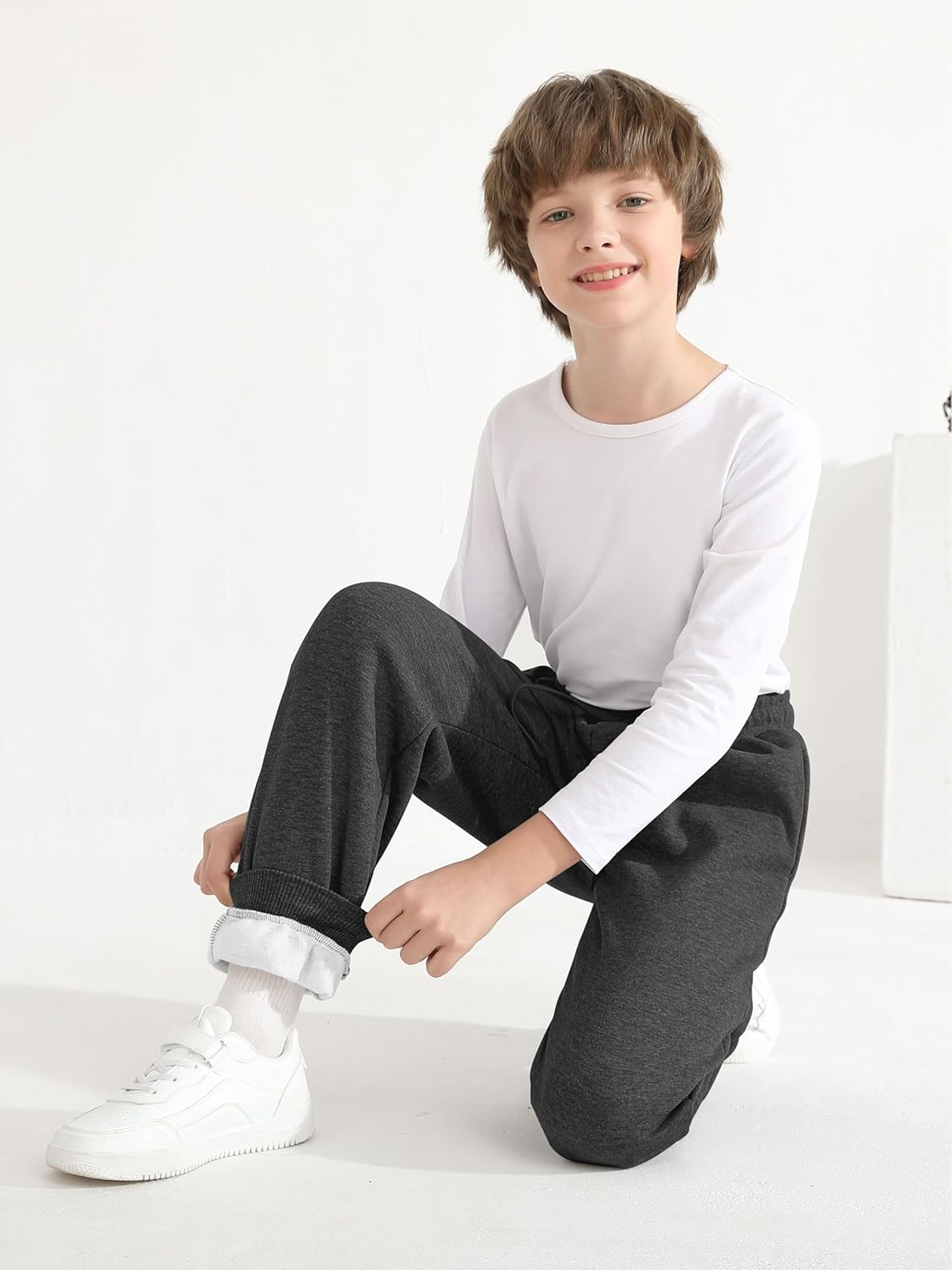 Resinta 4 Pack Boys' Fleece Sweatpants Kids Athletic Jogger Pants with Pockets Drawstring
