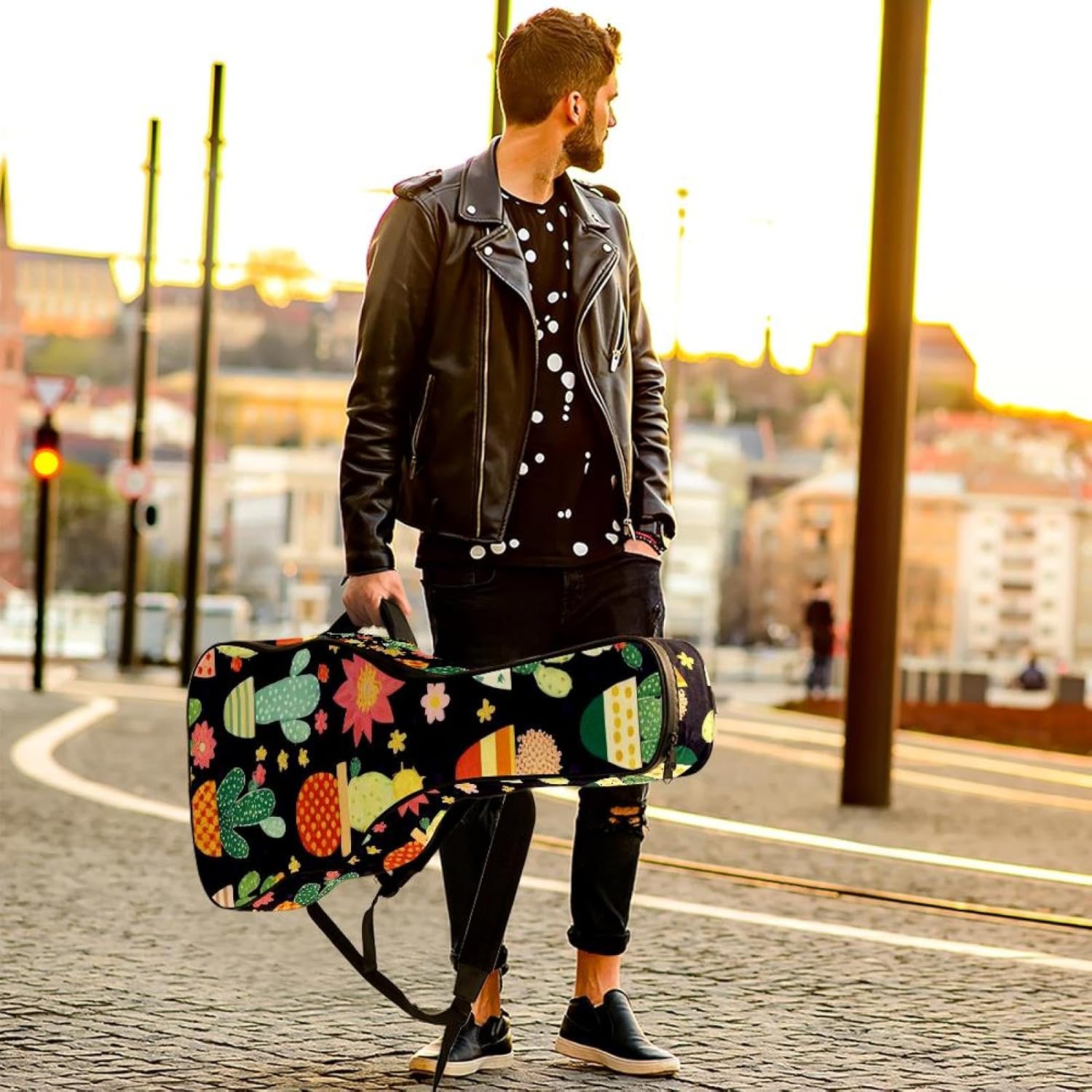 40/41/42-inch Colorful Cactus Acoustic Guitar Bag With Adjustable Shoulder Strap And 2 Storage Bags. Guitar Bag With Back Hanging Loop, Electric, and Classical Guitars