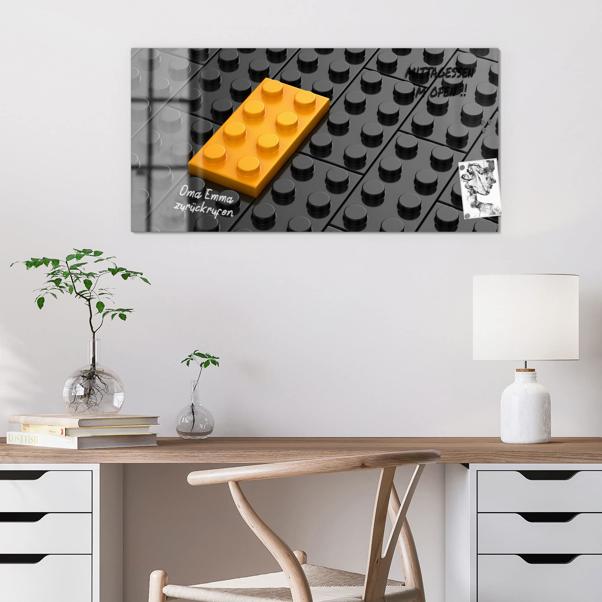 DEQORI Szklana tablica magnetyczna, wymiary 100 x 50 cm, motyw "klocki z wypustkami, tablica memo ze szkła, tablica magnetyczna z magnesami, długopisem i chusteczką do kuchni i biura, tablica magnetyczna i do pisania