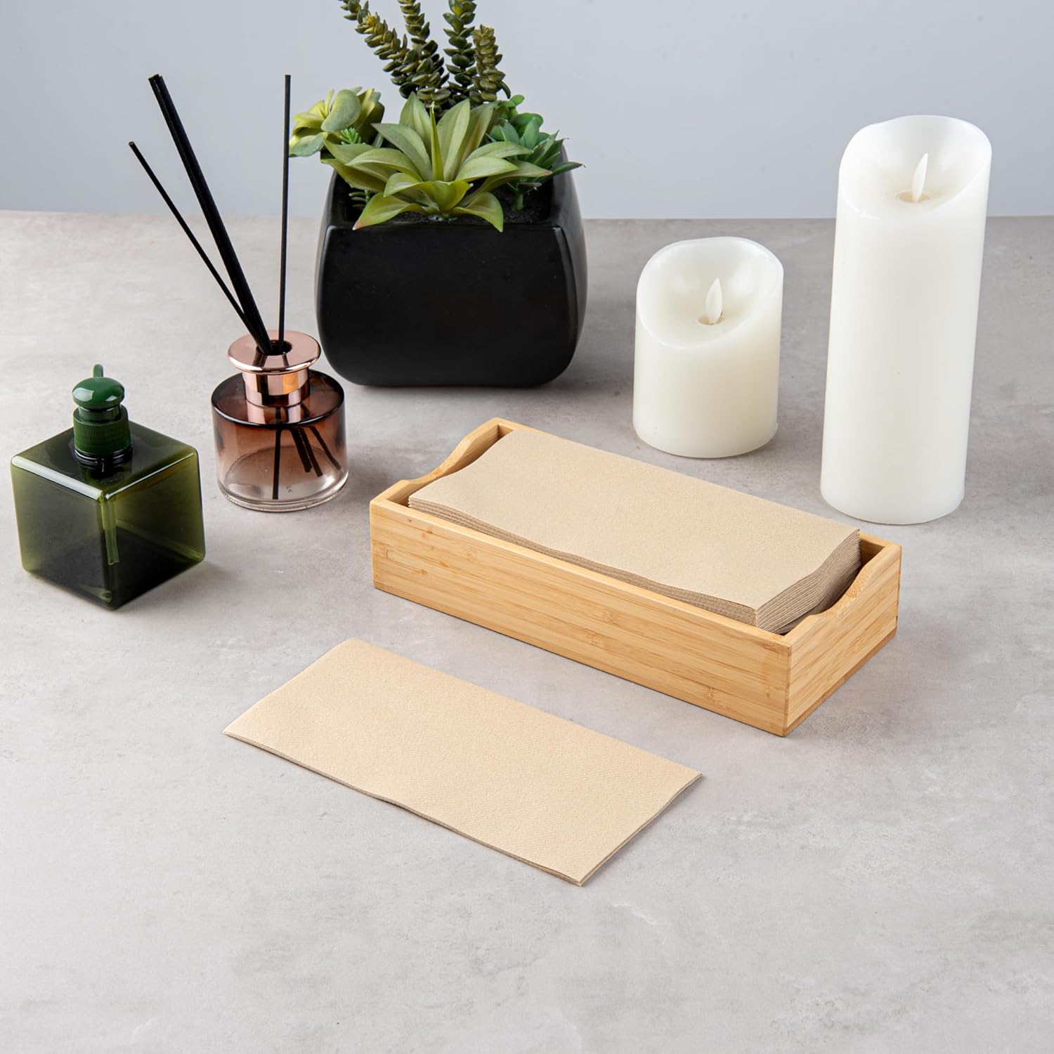 Luxenap 15.8 X 7.9 Inch Linen-Feel Guest Towels, 600 Hand Towels - ¼ Fold, Air-Laid, Kraft Paper Dinner Napkins, Disposable, For Restrooms, Kitchens, And Tables - Restaurantware