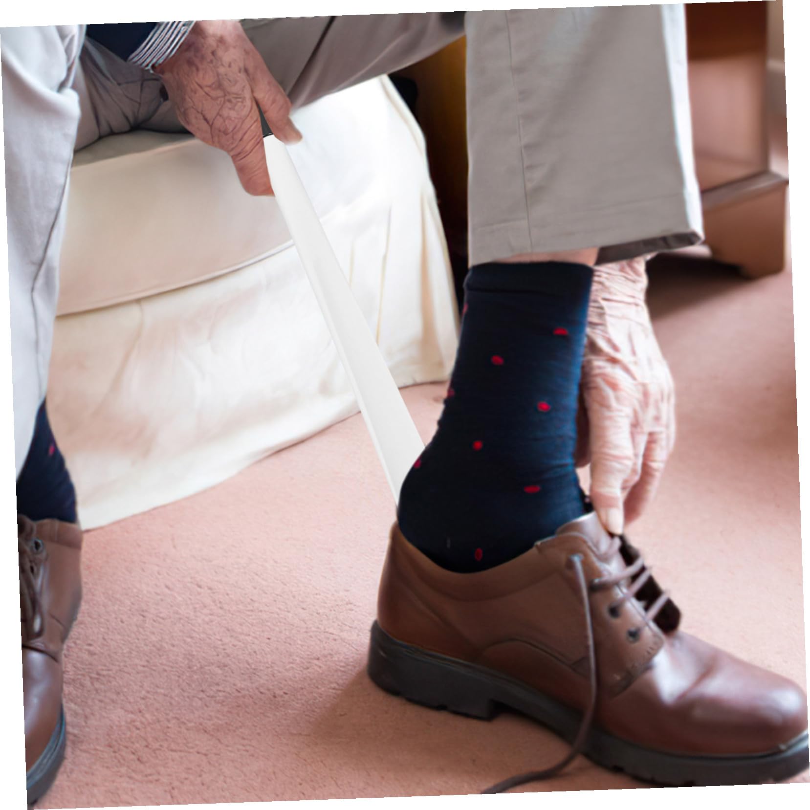 Dispositif D'assistance Manche Long Ajustable pour Chaussettes en ABS, Chausse-pied Ergonomique Aide Pratique pour Enfiler Chaussettes pour Personnes Âgées et Handicapées