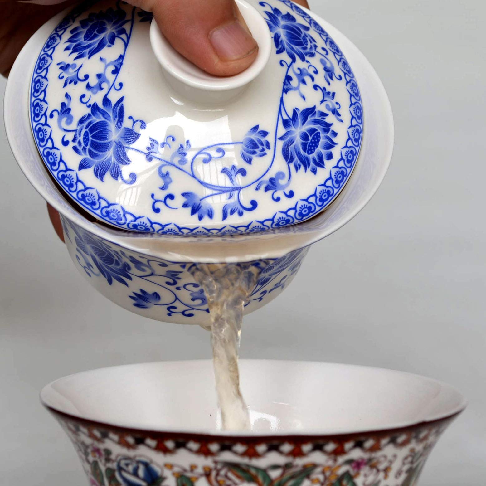 Gaiwan 150 ml niebiesko-biała porcelanowa filiżanka do herbaty Sancai zestaw spodków do herbaty lotos (200 ml lotosu)