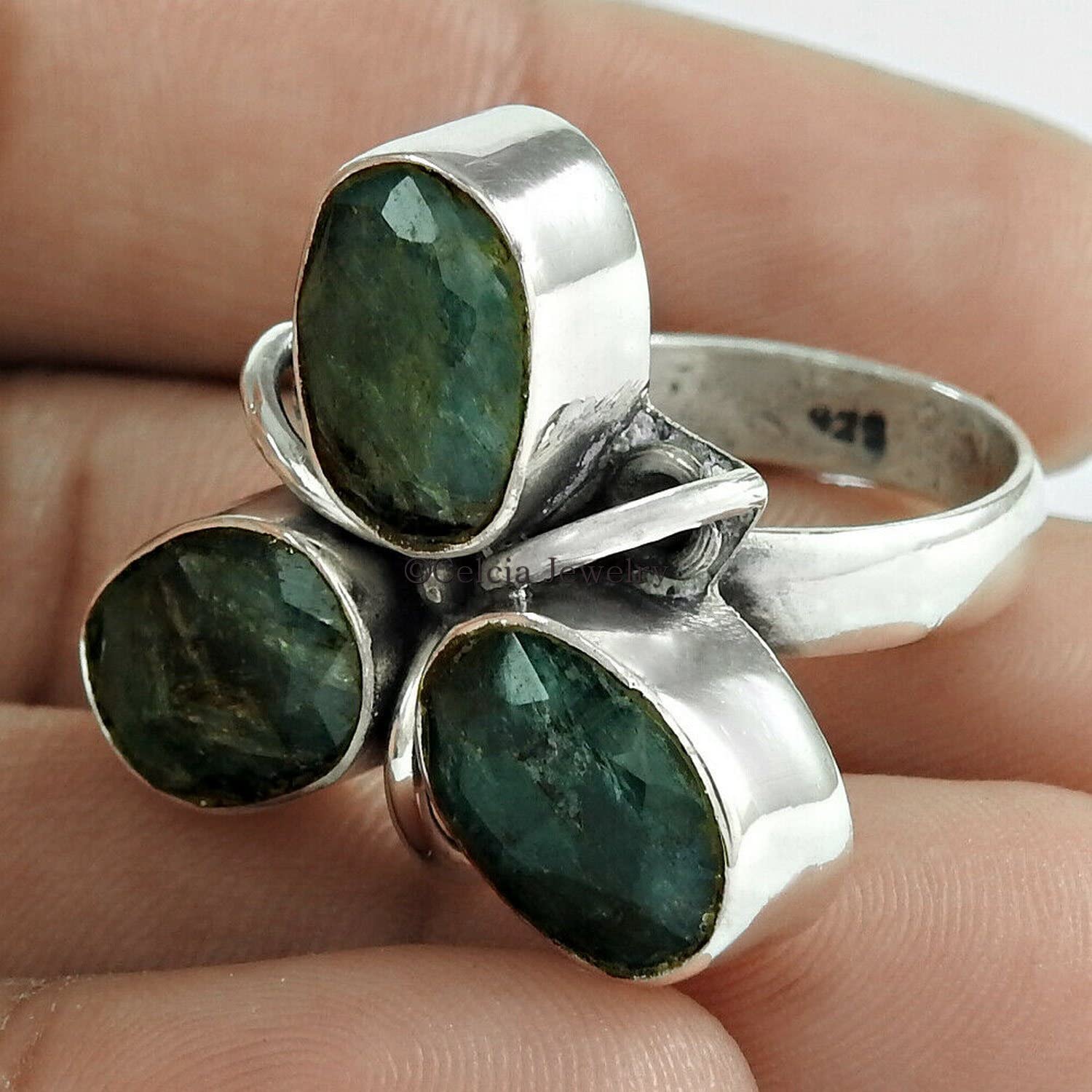 Smaragd-Heiledelstein-Ring, reines 925er Sterlingsilber, grüner Stein, ovaler Ring, Statement-Ring, 3-Stein-Ring, stapelbarer Ring, Mai-Geburtsstein, Valentinstagsgeschenk für sie (Smaragd)