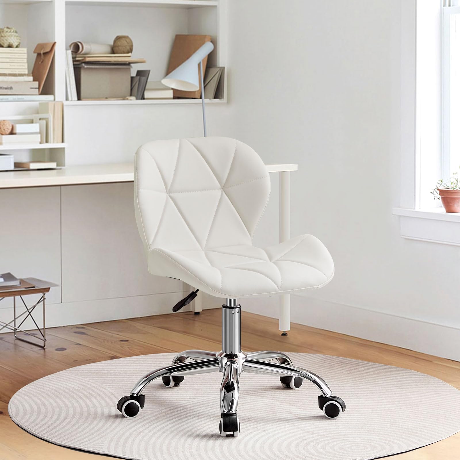 CLIPOP Bürostuhl ohne Armlehnen, Drehstuhl 360°, Schreibtischstuhl mit Rollen, höhenverstellbar, bis 120 Kg Belastbar, für Arbeitszimmer, Schlafzimmer, Homeoffice, Schminkbereich, Weiß