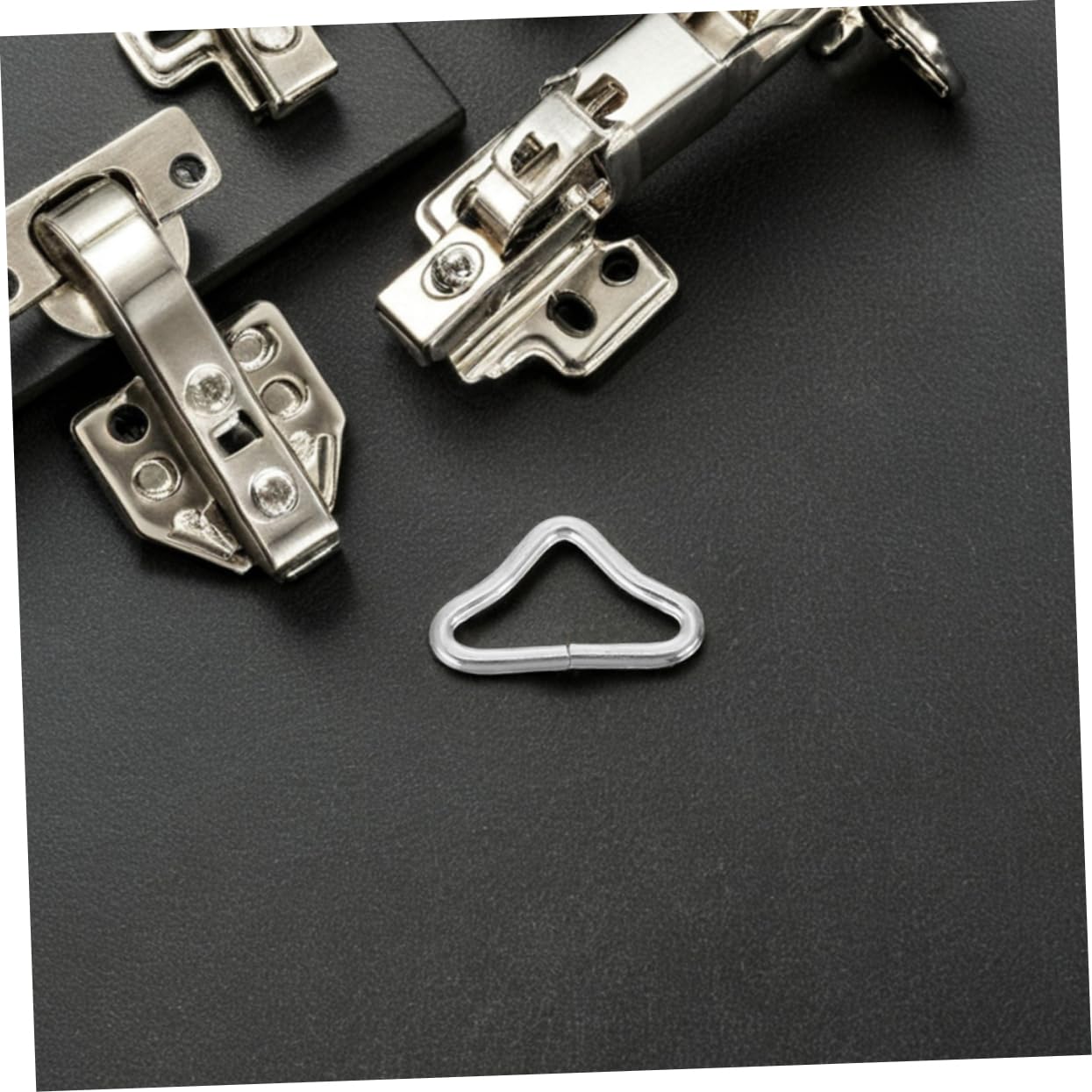 Mikikit 70piezas Cama Elástica Hebilla de Resorte para Conectar Anillos Triangulares Accesorio de Reemplazo para Superficie de Colchoneta y Procesamiento Salto