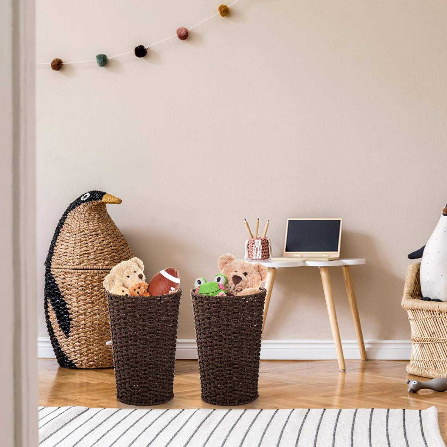 Bekith 2 Pack Small Wicker Waste Paper Basket Woven Basket Trash Can Wastebasket, Decorative Round Garbage Container Bin for Bedroom, Bathroom, Home Offices, Laundry, Brown