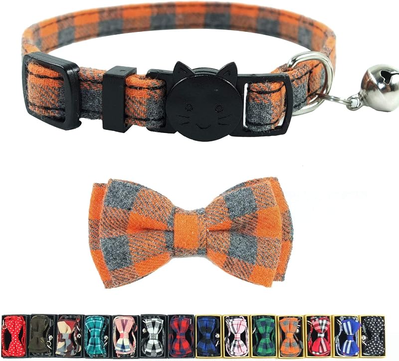 Coleira para Gatos Pipidog com Fecho de Segurança, Guizo e Gravata Borboleta Xadrez Laranja (17,27–27,43 cm)