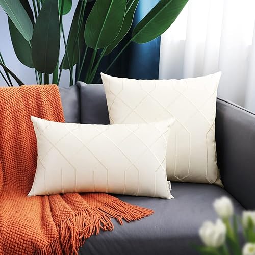 Miniatura 3 de BRAWARM Fundas de almohada de cuero de 16 x 16 pulgadas, fundas de almohada de piel sintética color crema, paquete de 2, almohadas decorativas de