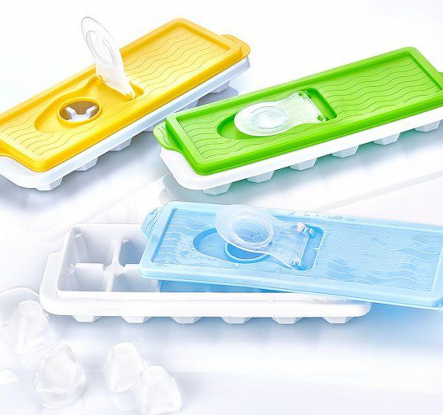 Demirel Plastik 1 x Eiswürfelform mit Deckel und einfach zu gießendem ...