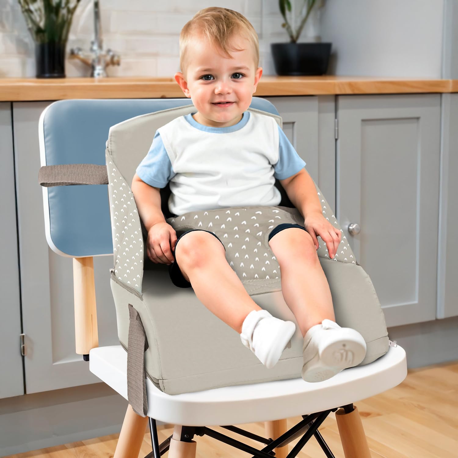 Asalvo BOOSTER CUSCUS Trona de Viaje para bebés hasta 15 kg, Plegable, Arnés de seguridad, bolsillo, Respaldo 25 cm, Búho Beige