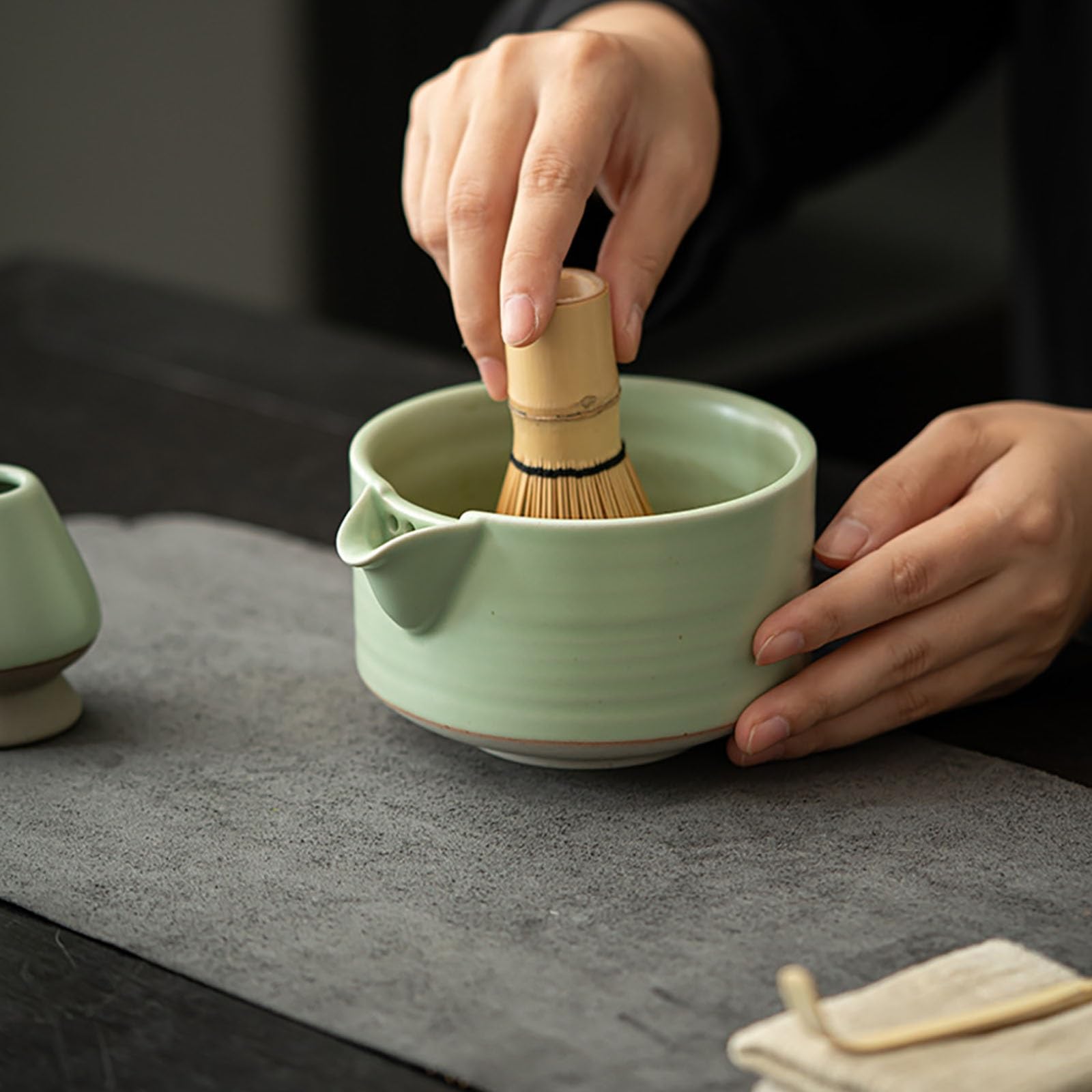 Ensemble à Matcha Artisanal En Céramique : Bol Japonais, Fouet Et Support - Motif Fleur Verte - France