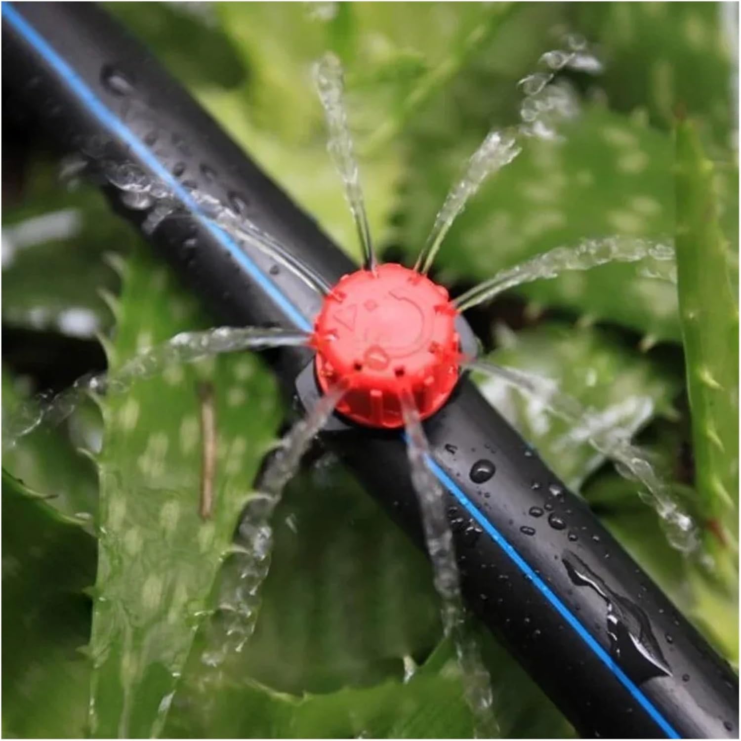 Irrigation System forgarden Water Dropper Head Adjustable Flow Head Water Saving Anti-Clogging Garden drip Irrigation Parts Garden Sprinkler(Red 800pcs)