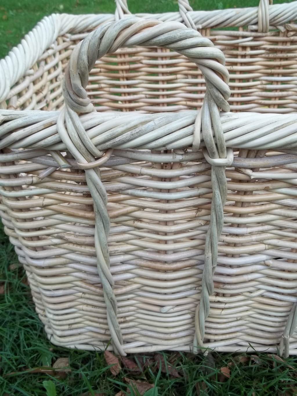 Kaminkorb, Holzkorb, Erntekorb aus Boondot (Rattan) hell naturfarbig