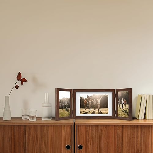 Miniatura 3 de DECOCIAGA 3 marcos de fotos plegables con bisagras de 4 x 6 y 5 x 7 pulgadas, múltiples marcos de fotos de madera para escritorio con paspartú para