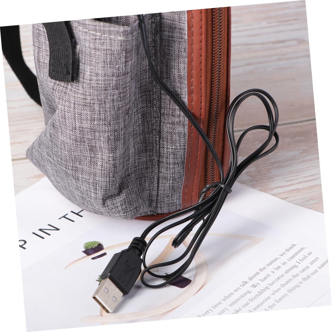 BESTonZON Breastmilk Warmer Portable Car Baby Bottle Warmer Travel Bottle Heater Universal Mini Linear Temperature Controller Grey