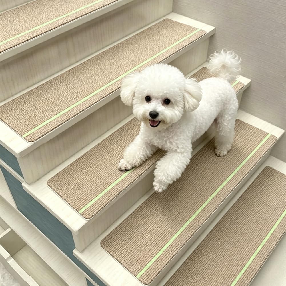 FARYODI 15 Stück Treppenmatten mit Glow in Dark Streifen, Treppenmatten Selbstklebend für Holztreppen, 100% Polyester TPE Rückseite Treppenteppich für Kinder, Ältere und Haustiere, 76 x 20cm (Beige)