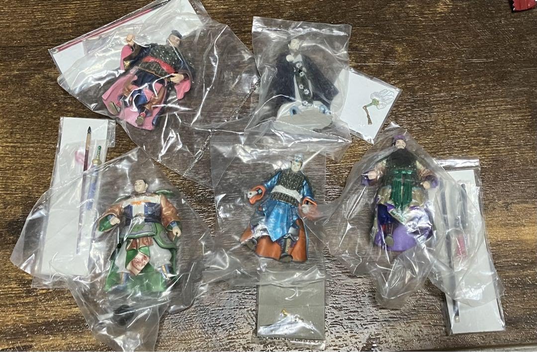 三国志　ミニフィギュア　5体セット Amazon.co.jp: 海洋堂 三国志 フィギュアコレクション 5体セット