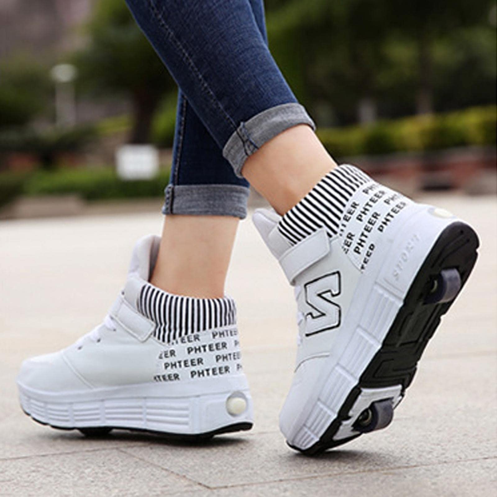 Chaussures À roulettes 2 Roues Skateboard Respirant Patins Retractable Basket a Roulette Enfants Technique, White-39