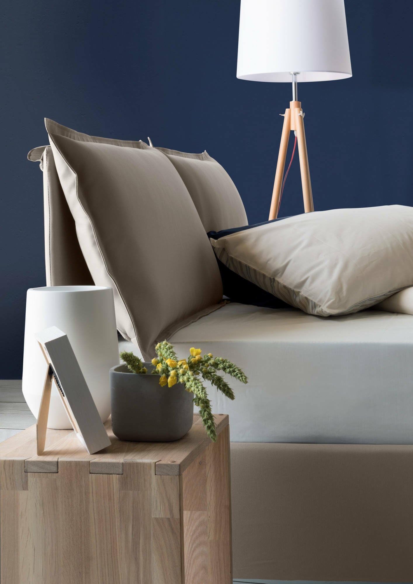 Talamo Italia - Letto matrimoniale Antonia, Letto contenitore con rivestimento in tessuto, 100% Made in Italy, Apertura frontale, adatto per materasso Cm 160x200, Tortora
