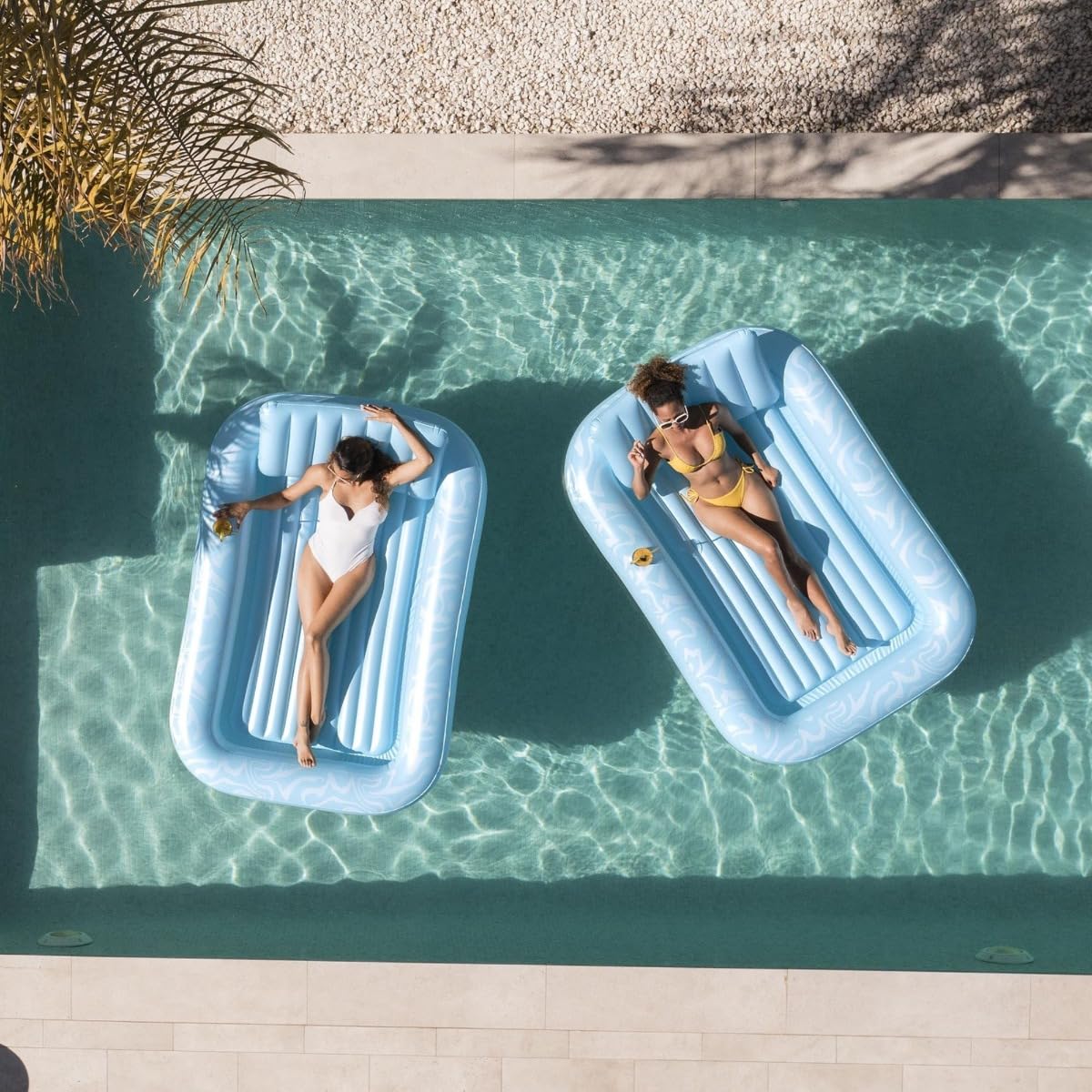 Bestway 43838 Lettino abbronzante e materassino Sun-Kissed con cuscino e portabicchieri, azzurro