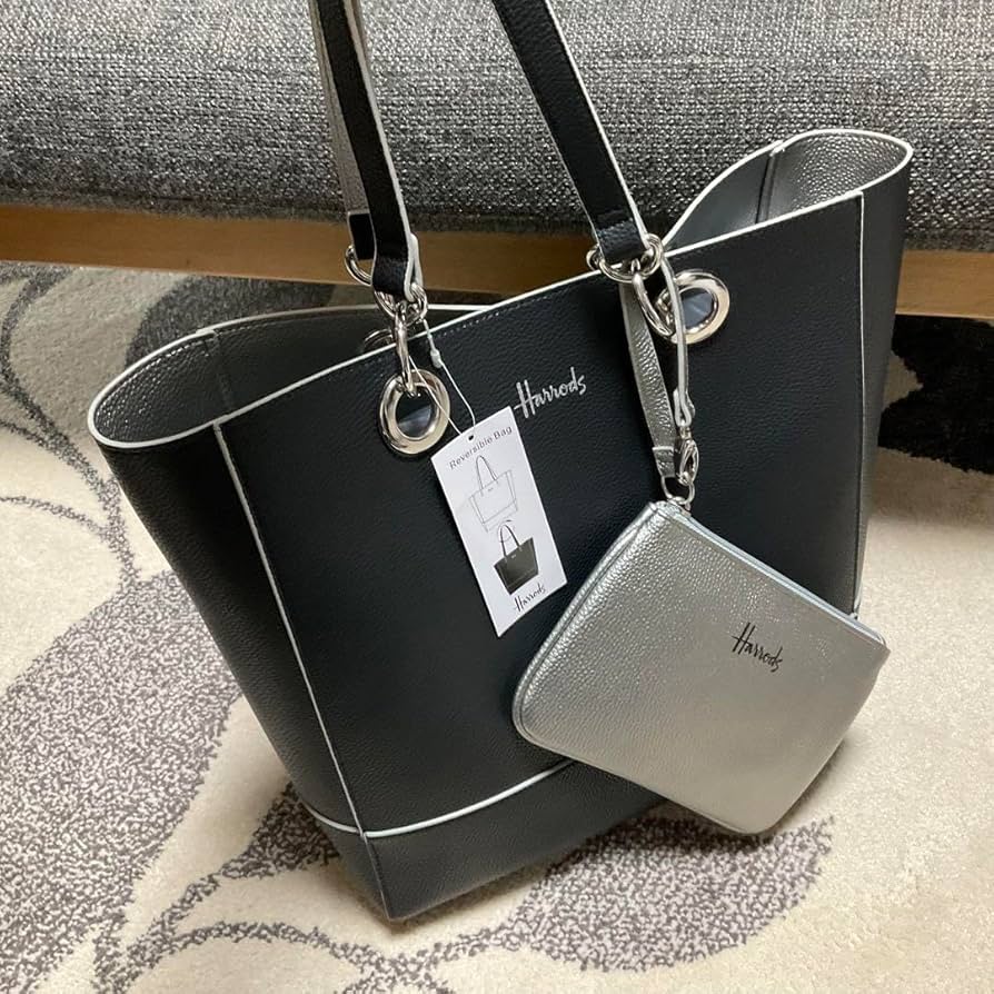 ハロッズらリバーシブルバッグ ポーチ付き新品 ハロッズらリバーシブルバッグ ポーチ付き新品