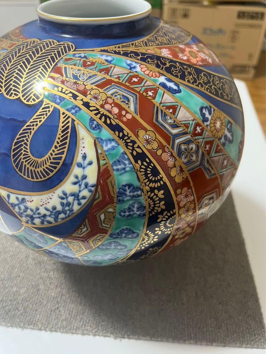 有田焼 花瓶 有名作家物 哲山作 大花瓶熨 斗絵花瓶金彩 色絵