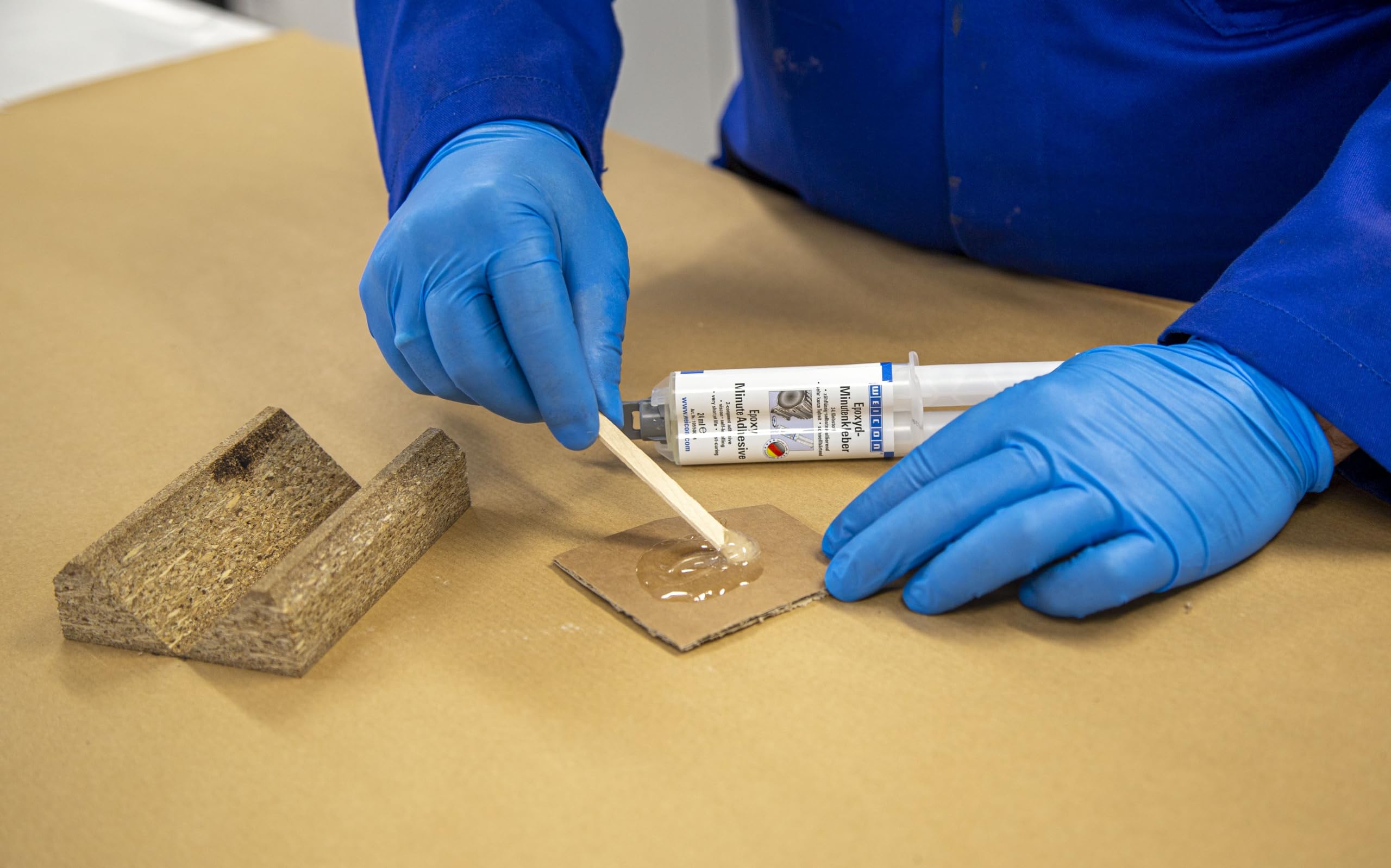 WEICON Colle-minute Epoxy 24 ml / Double seringue / Adhésif résine époxy 2 composants