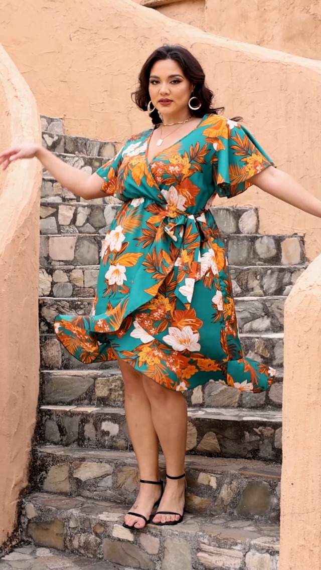 Floerns Women's Plus Size Floral Print Short Sleeve V Neck Ruffle Wrap Dress  Green Multi 3XL at Amazon Women's Clothing store