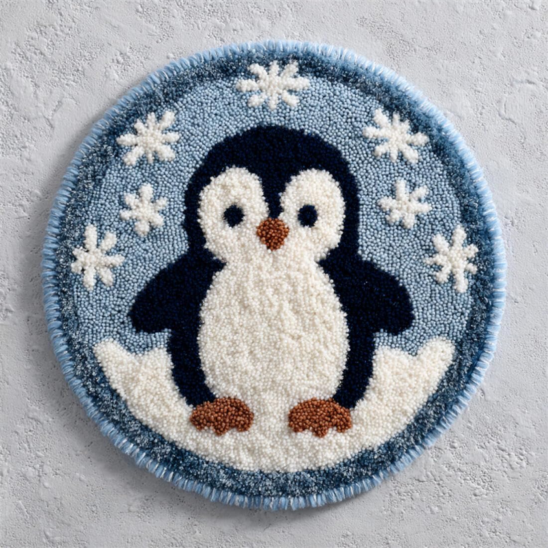 Rqwybcaxn DIY Rug Latch Hook Kits for Adults Animal Needlework Kit Cartoon Penguin 50x50cm Round Washable Area Rug Living Room Wall Hanging