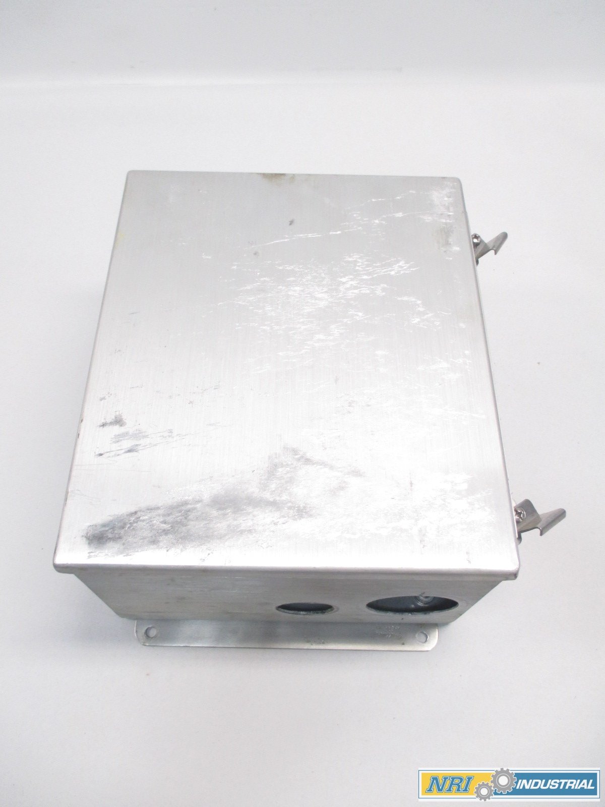 HOFFMAN A12106CHAL ALUMINUM 12X10X6 IN WALL-MOUNT ENCLOSURE D472063