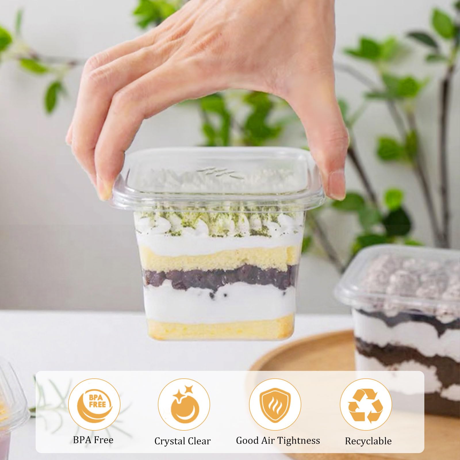 MeYuxg Plastikowe kubki deserowe, 360 ml, z pokrywką, 50 sztuk plastikowych kubków deserowych, z 50 łyżeczkami, wielokrotnego użytku, kwadratowe miseczki deserowe do deserów tiramisu, puddingu, musu
