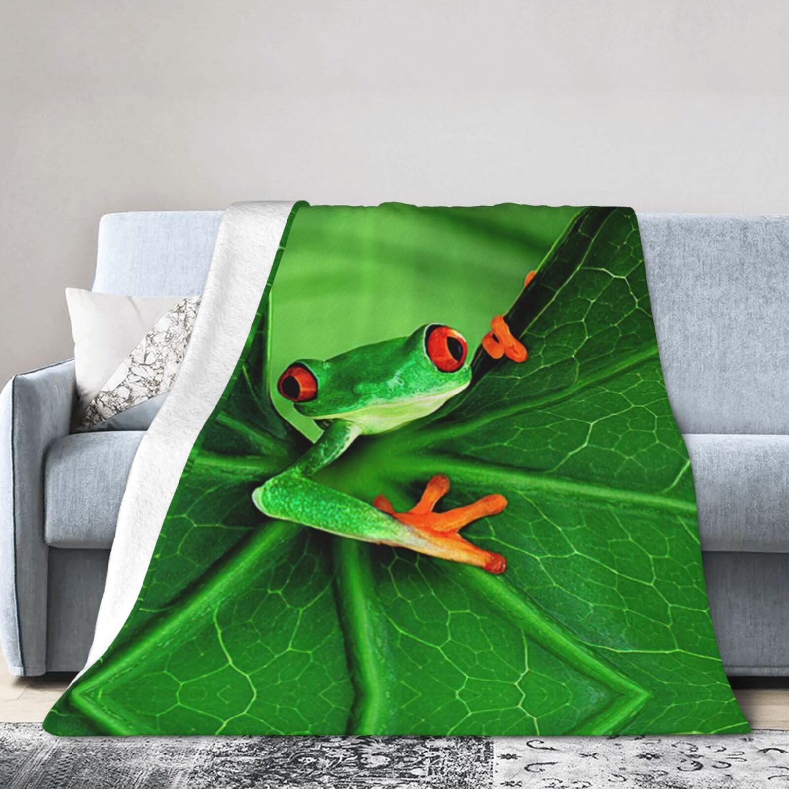 Uusnwaa Soft Cosy Fleece Warm Throw Cute Frog Print Blanket