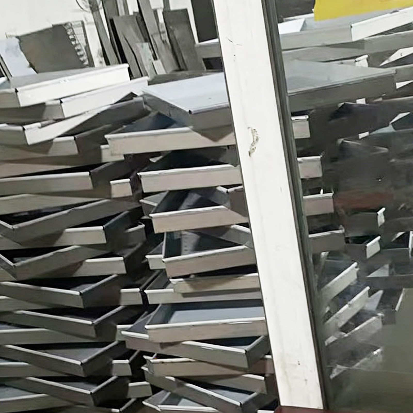 Tablett aus Edelstahl 304 für Kühlschränke, Waschmaschinen, Öl und Blumentöpfe – Einteilig Gebogen, Pflanzschalen für Draussen, Abtropfschale, Ölauffangbehälter(60x40x5cm/24x16x2in)