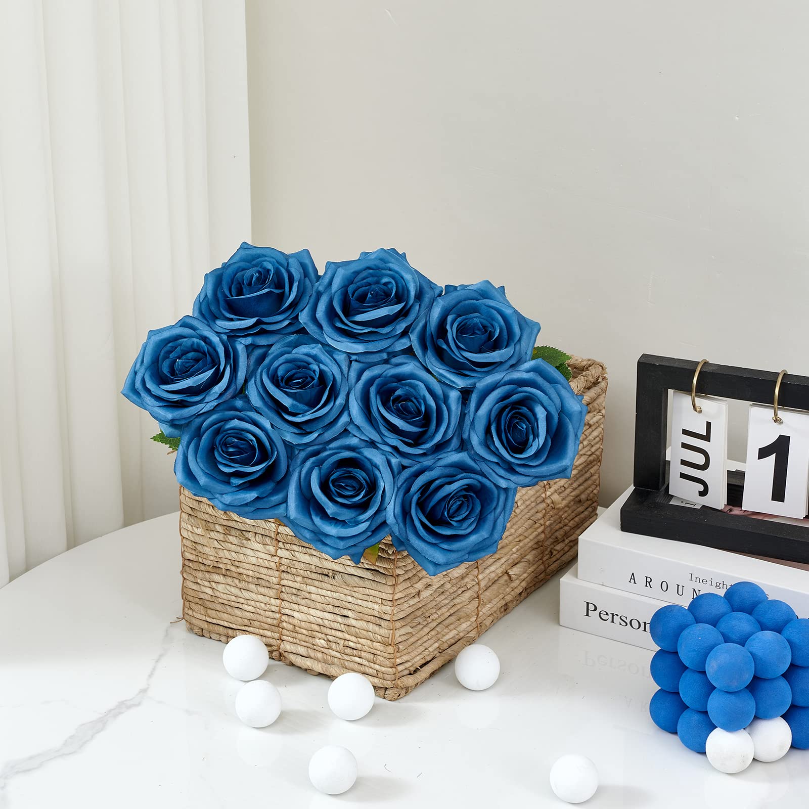 花束を手に Amazon.co.jp: IUKnot 人工ローズ 10個 オープンフラワーブーケ