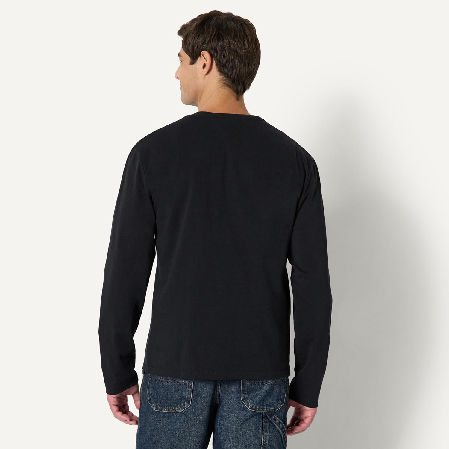 Amazon Essentials (Demi's Pick) Men's Relaxed-Fit Long Sleeve Henley - Image 2