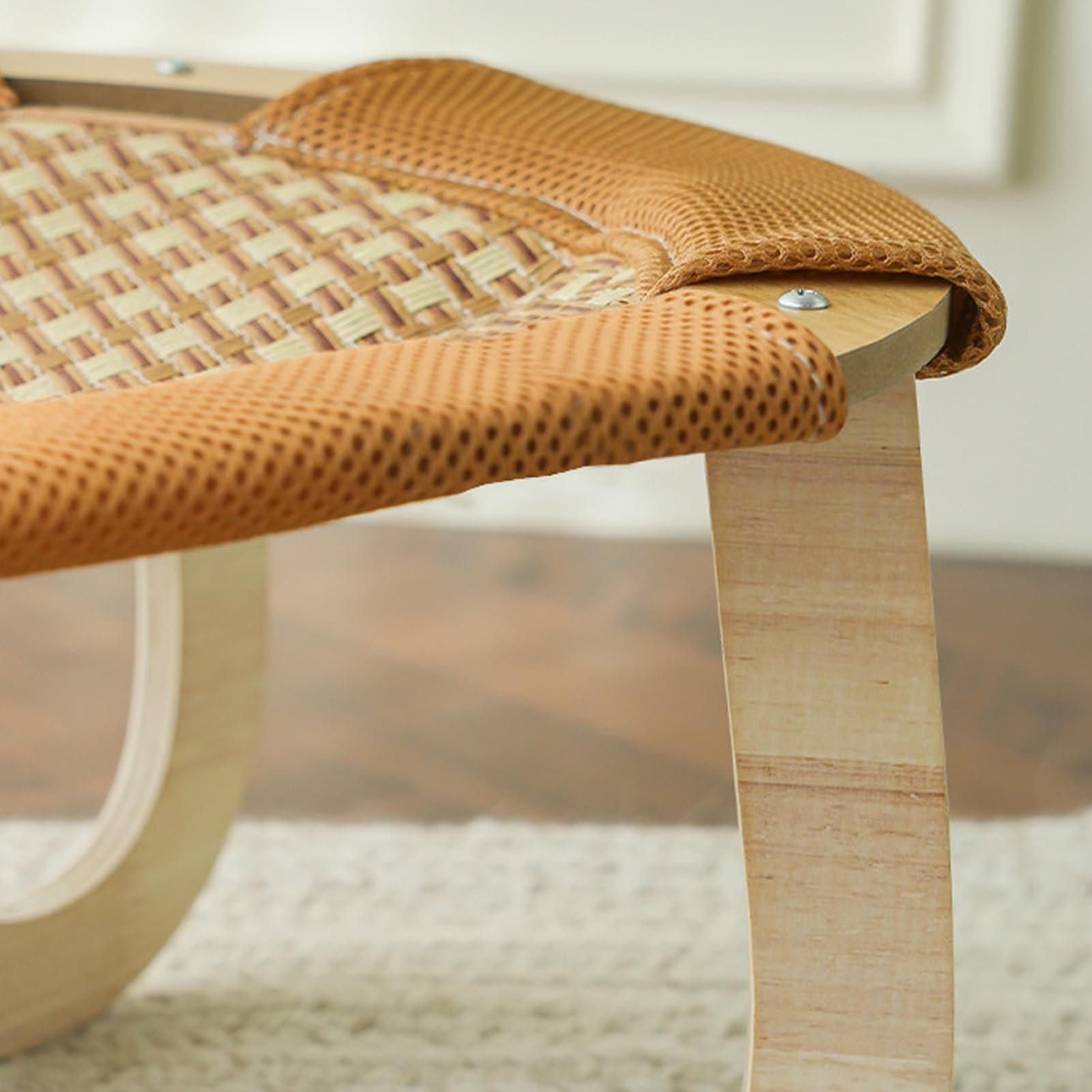 Breezy - Asiento de Gato Elevado, 59 x 38 x 20,5 cm, Comodidad para Mascotas, Detalle de construcción de ratán Tejido, Cama de Animales con ventilación, del Clima cálido para Sala de Estar