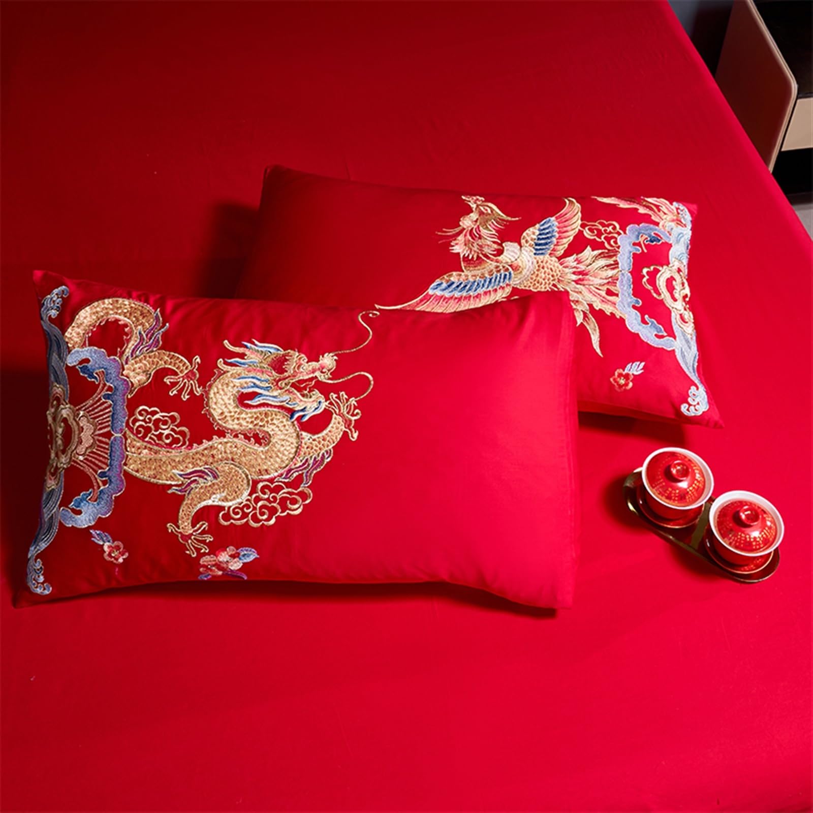 Amazon｜中国の伝統的なレッドシートアジアン寝具、ドラゴンと