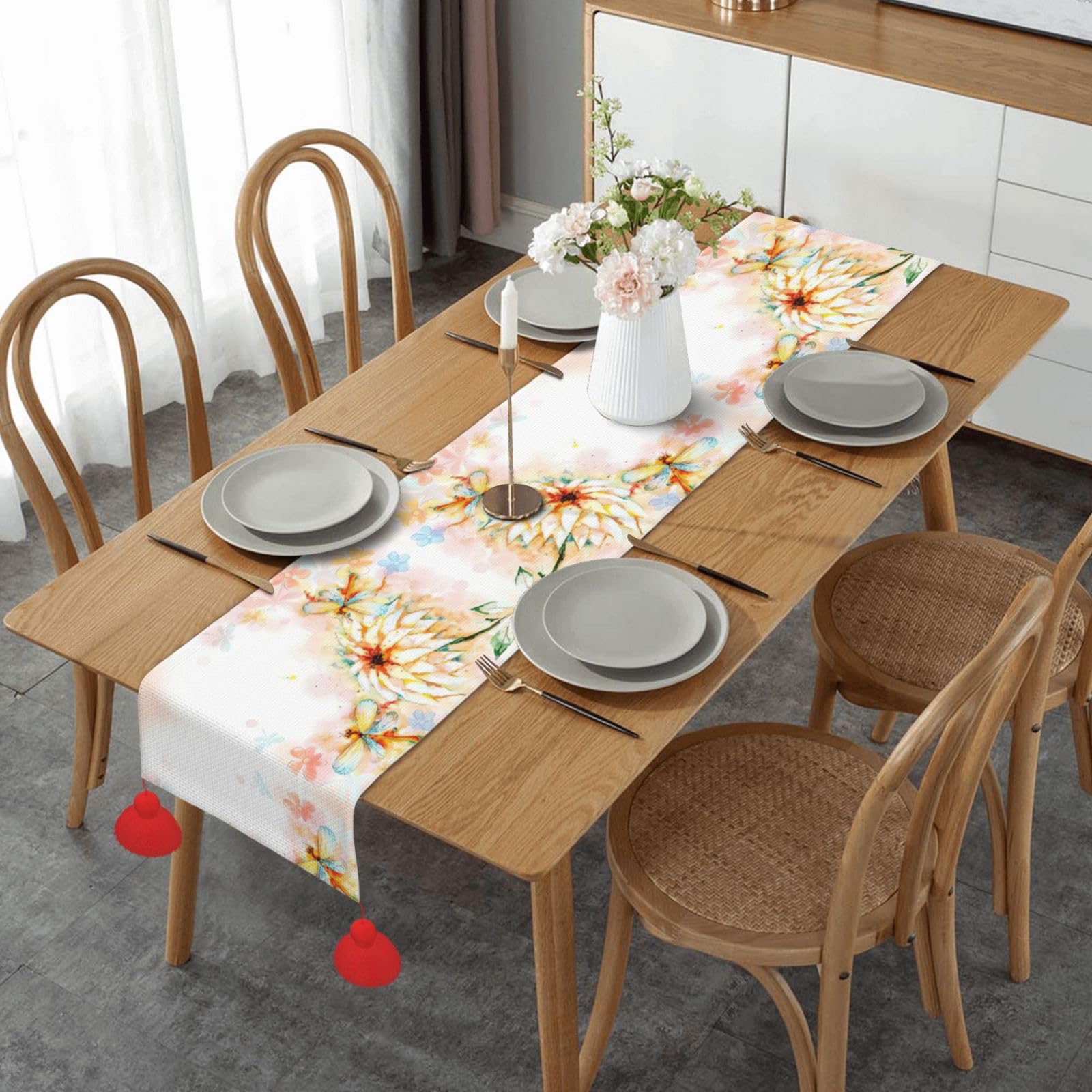 Chemin de table fleur de lys et libellules pour habiller une table de fête