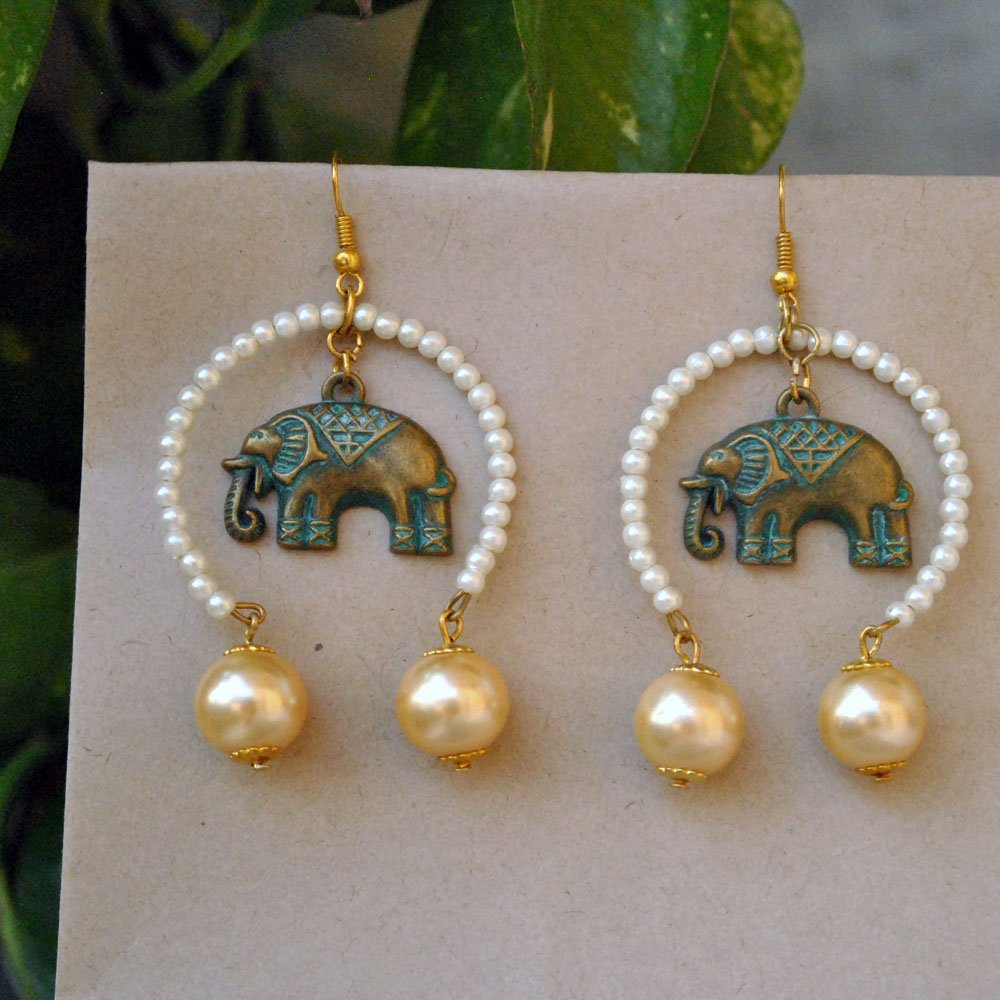 Elephant earrings, antique finish 