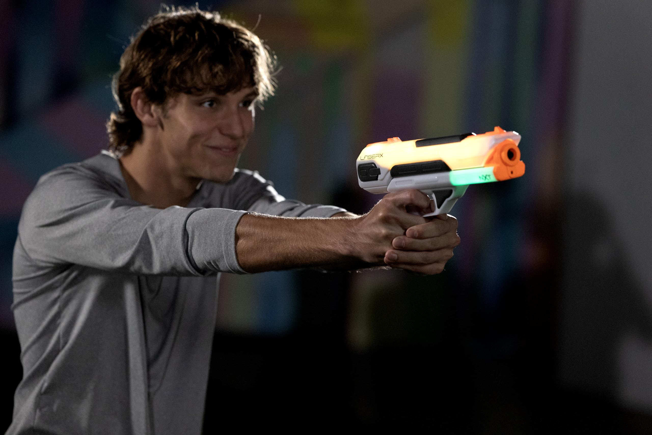 LaserX Ultra NXT Blasters à Piles, système avancé d'étiquette Laser Domestique conçu pour Le Jeu interactif, Comprend Deux Blasters High-Tech, pour Jeux Laser tag, Compatible avec Tous Les systèmes